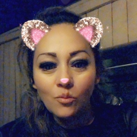 Meet your Posher, Mirna - Picture 1 of 1